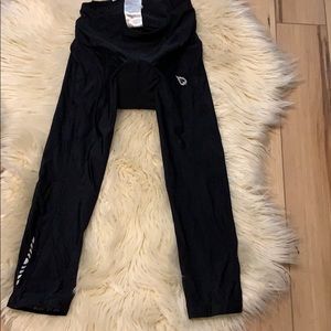 Bicycle exercising outfit UVA UVB UPF 50+ block